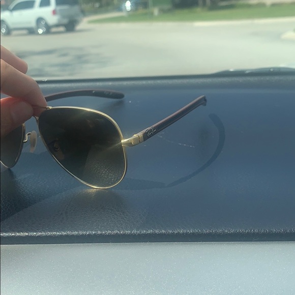 Like new glasses raybans - Picture 3 of 4